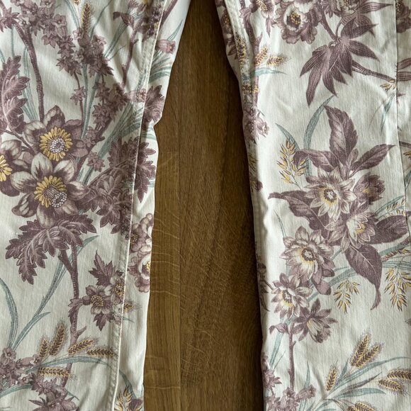 Anthropologie Vintage Style High Waisted Button Fly Bootcut Jeans Size 26 - Picture 7 of 13